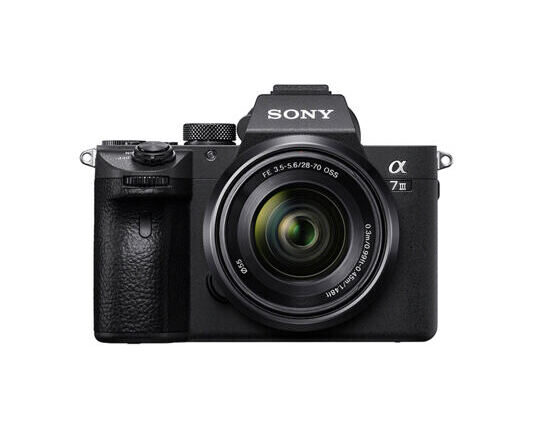 Sony Alpha 7 III 28-70mm F3.5-5.6 - 4 Jahre Swiss Garantie - zusätzlich CHF 200 Cashback für Studierende - inkl. CHF 400 Sofortrabatt